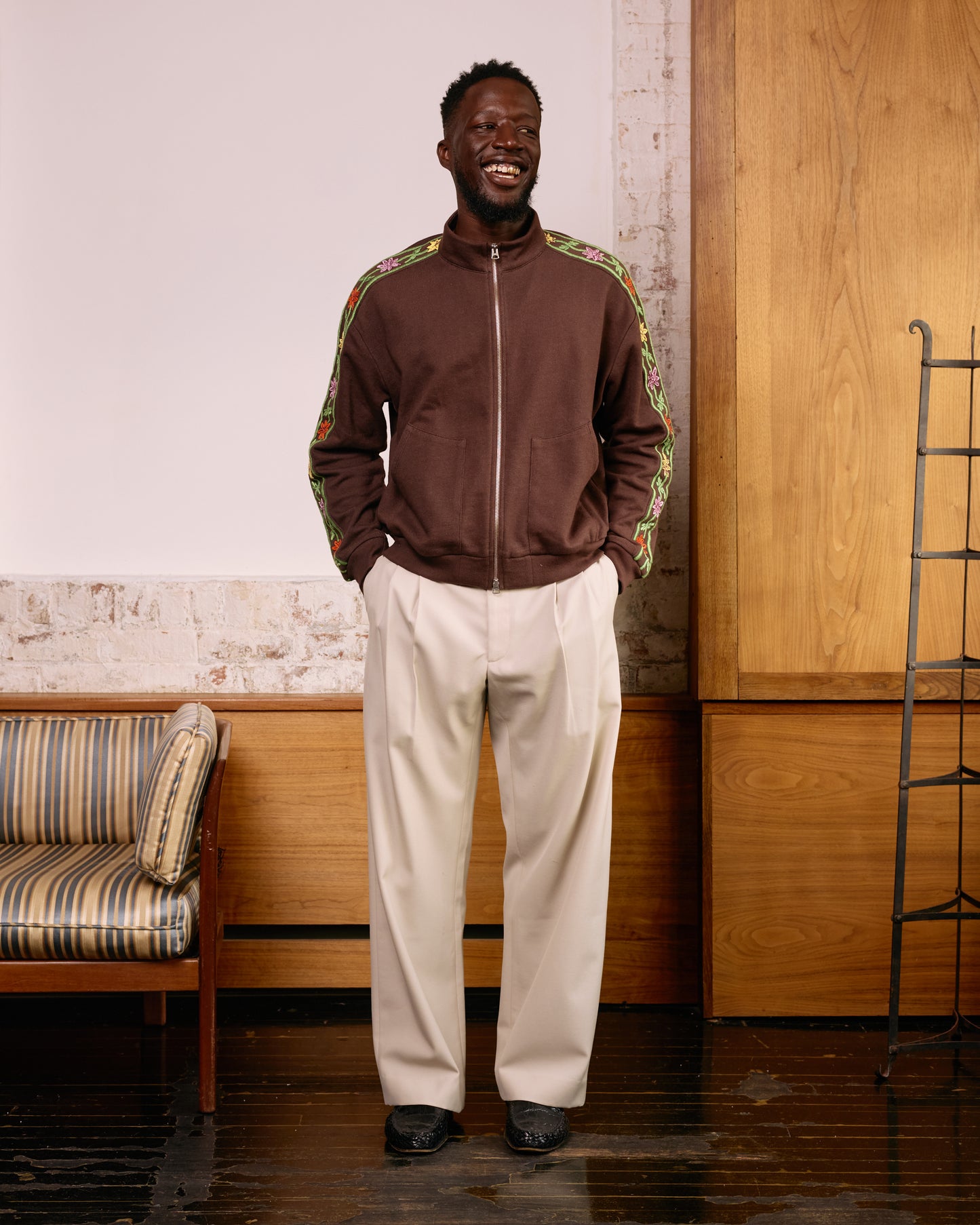 Double Pleat Trouser: Stone