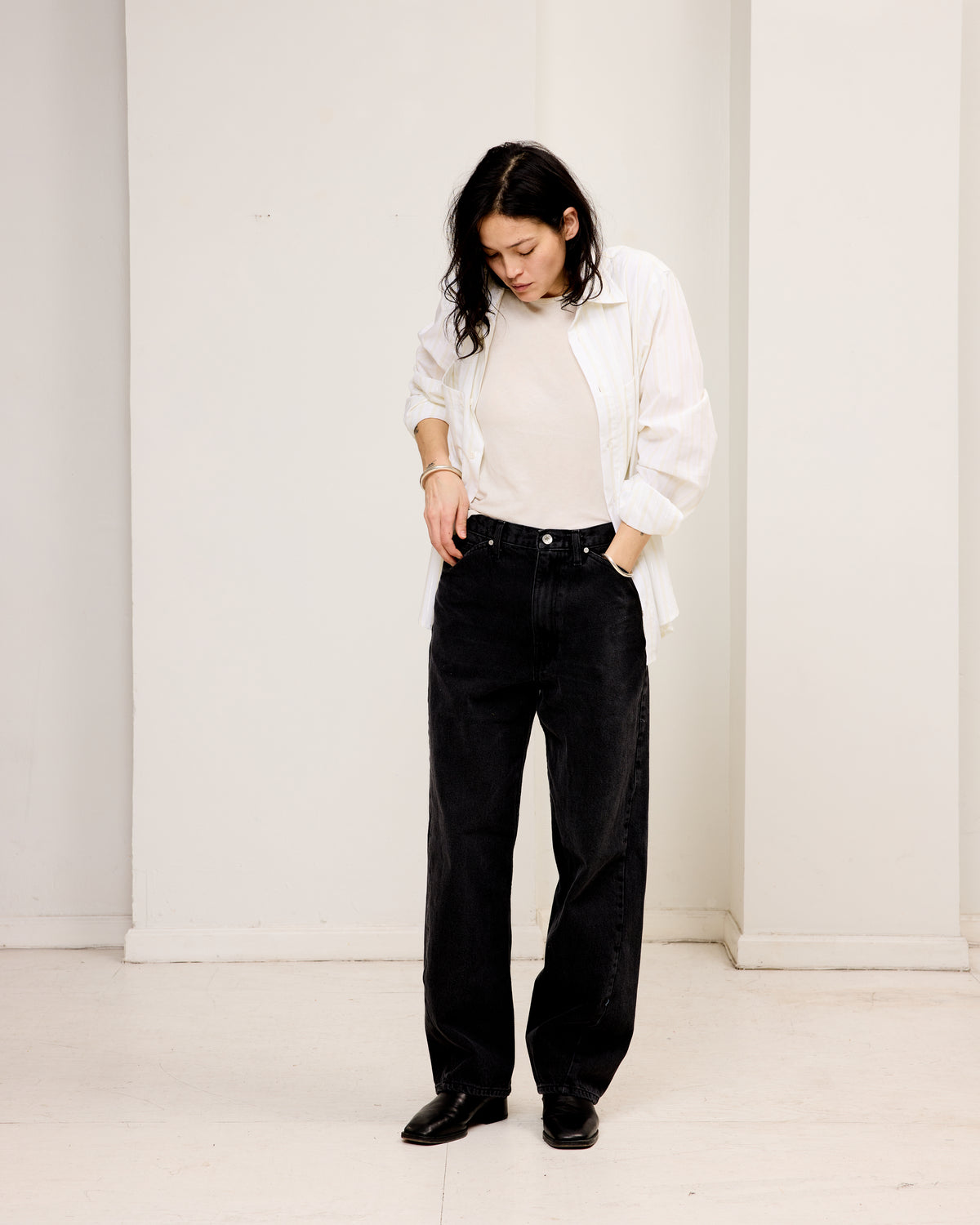 Twist Jeans: Washed Black