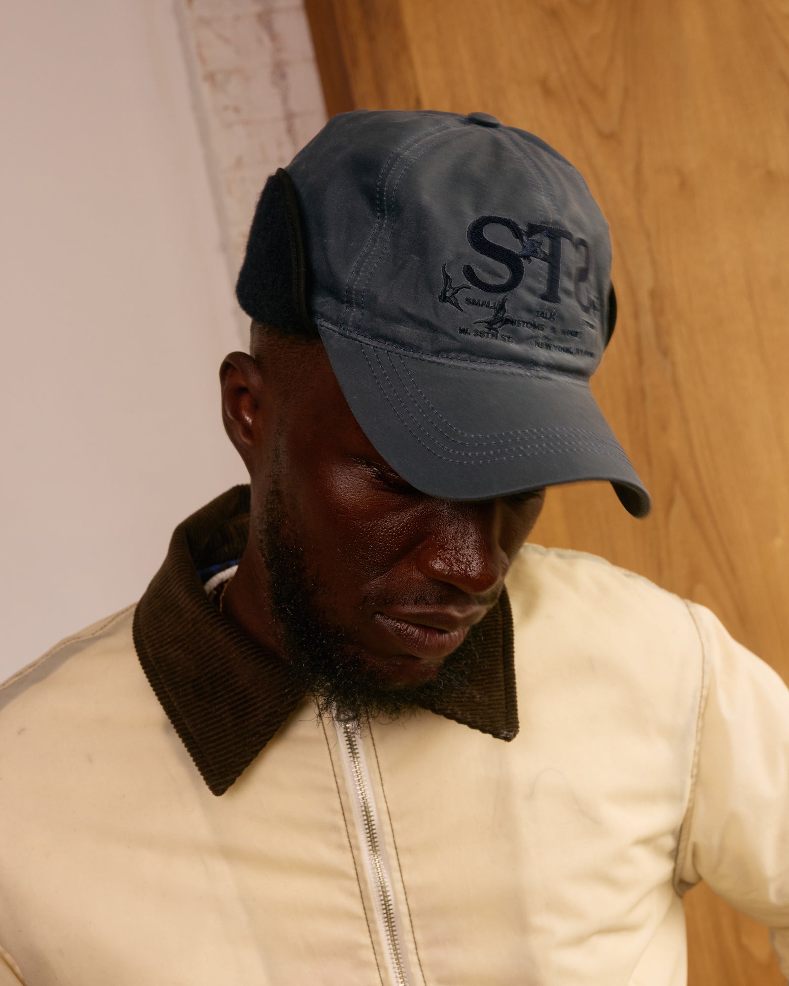 Waxed Cotton Earflap Cap: Navy