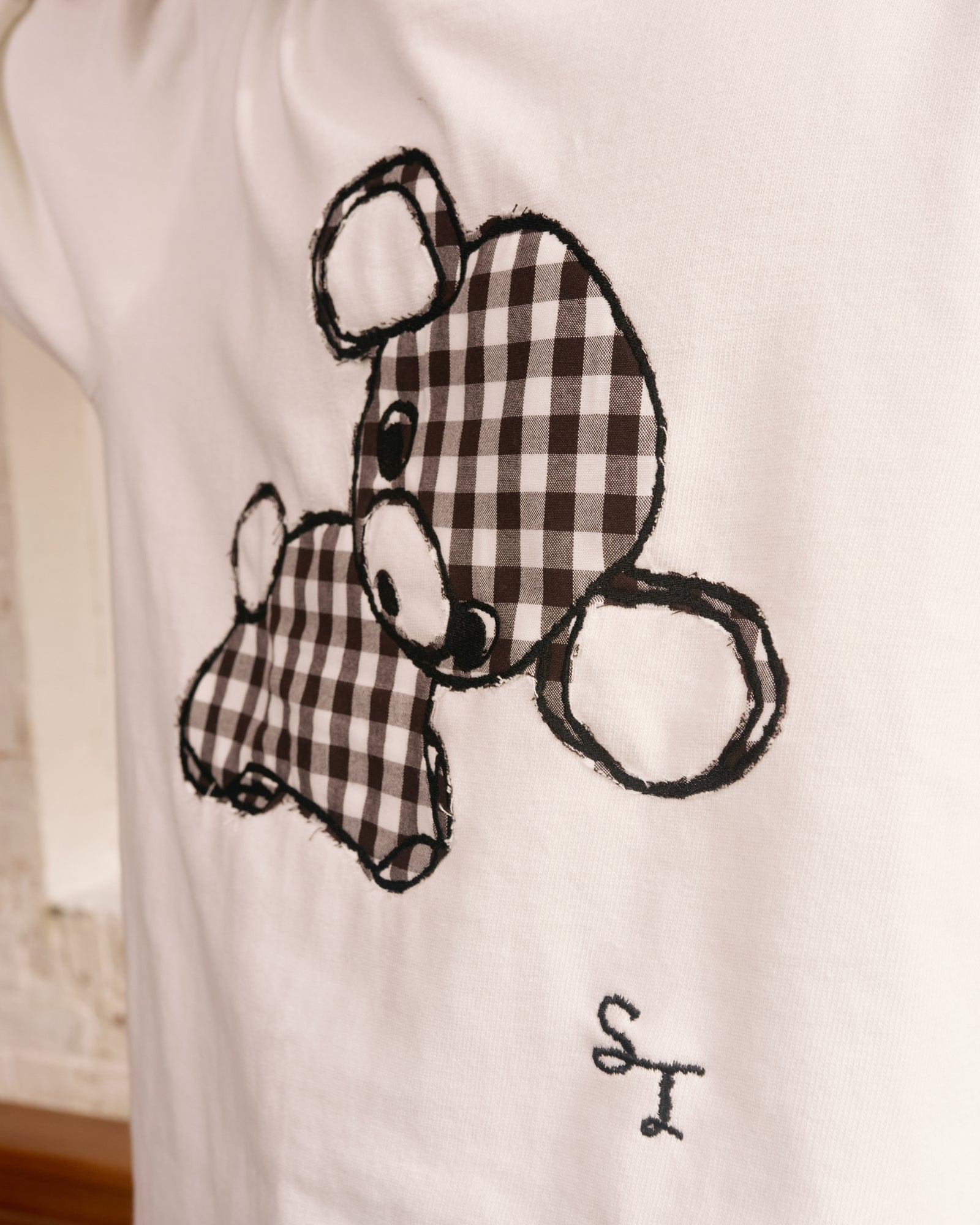 Long Sleeve Shirt: Gingham Applique