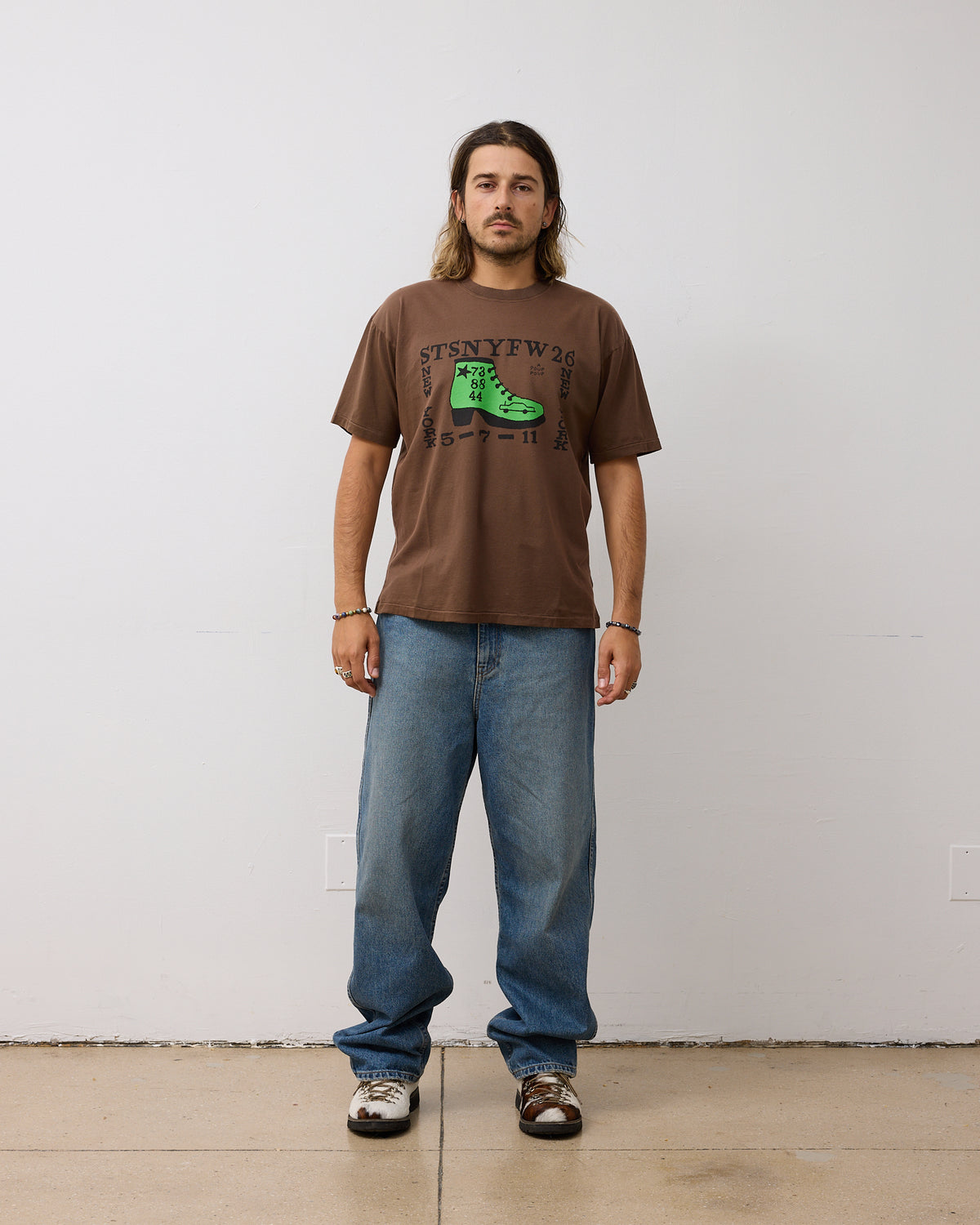 S/S T-shirt: Washed Brown Boot