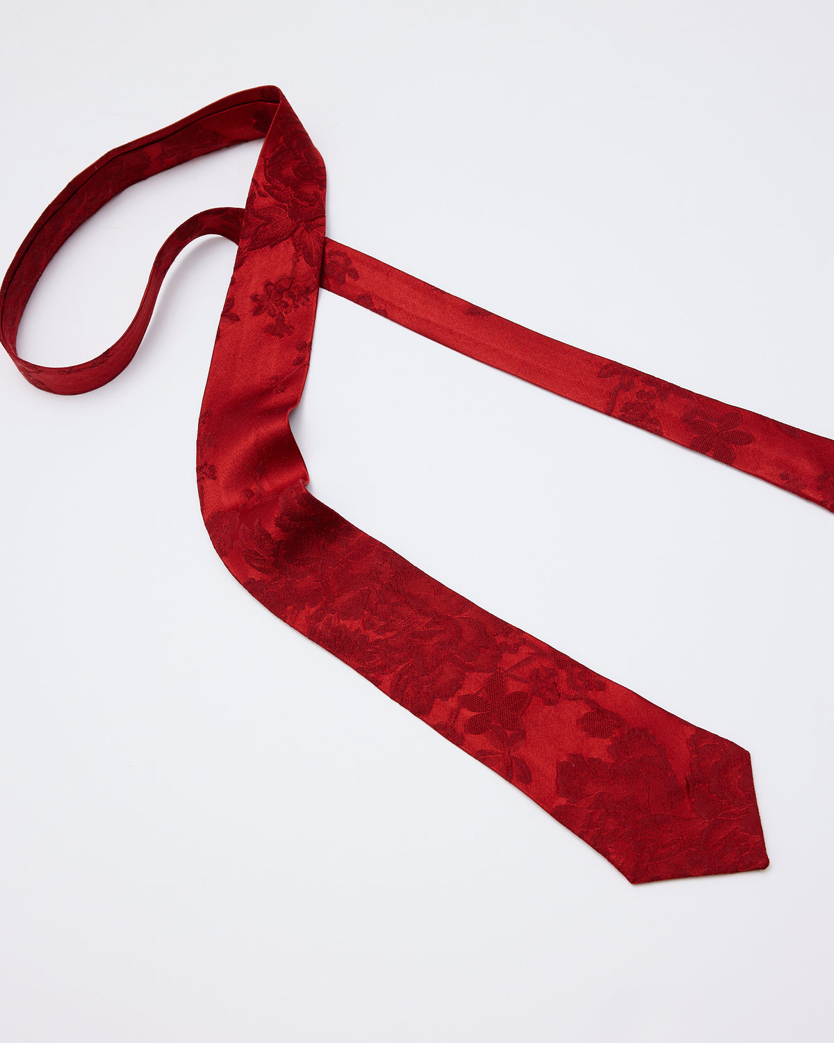 Wool Silk Floral Jacquard Tie: Crimson