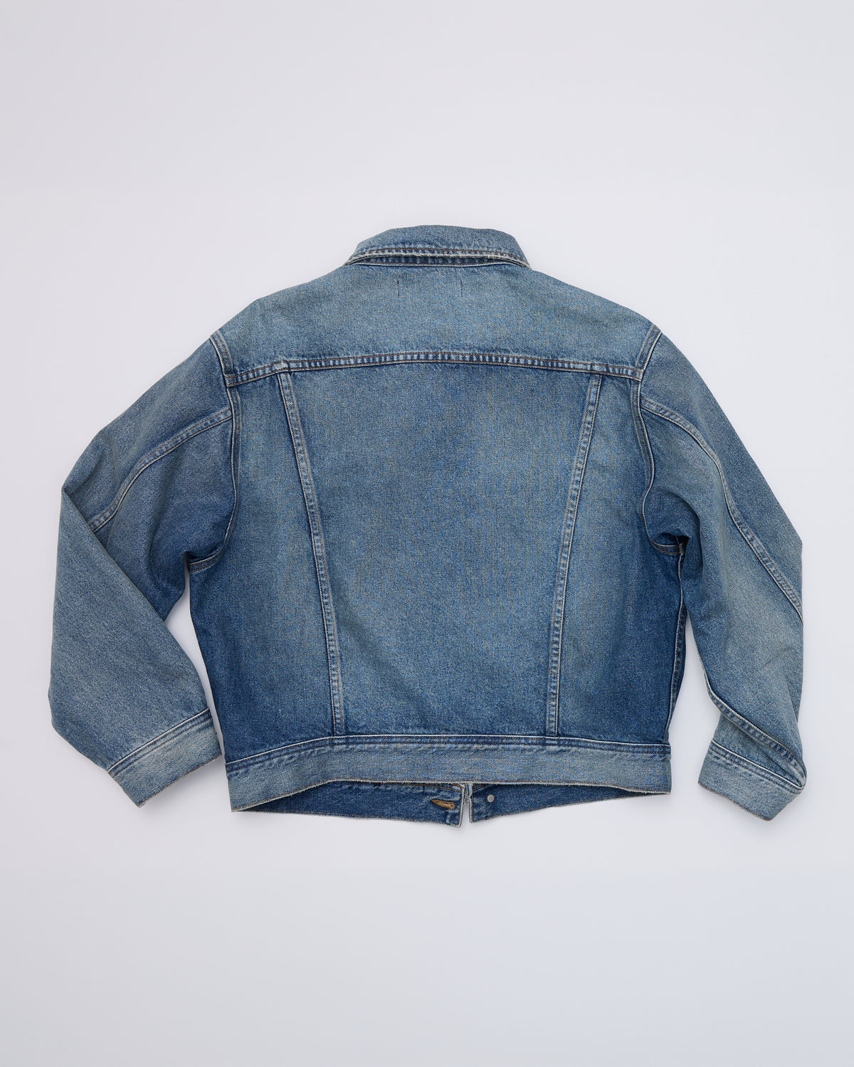 Twist Trucker Jacket: Washed Indigo