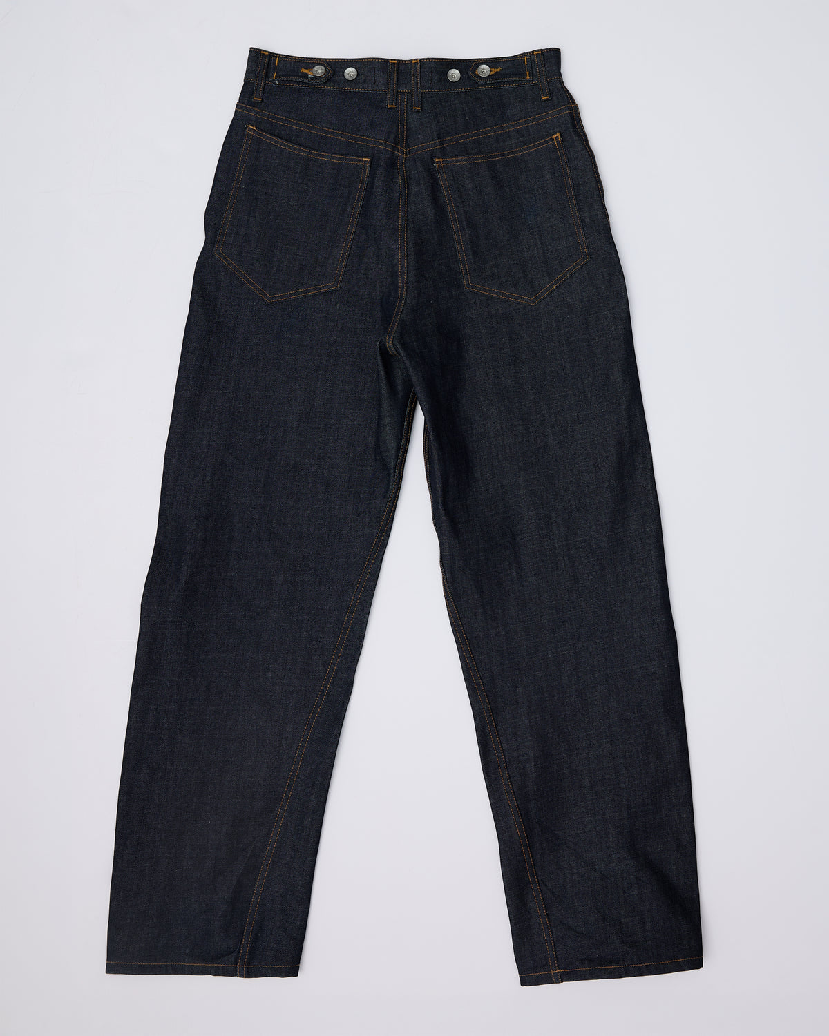 Twist Jeans: Raw Denim